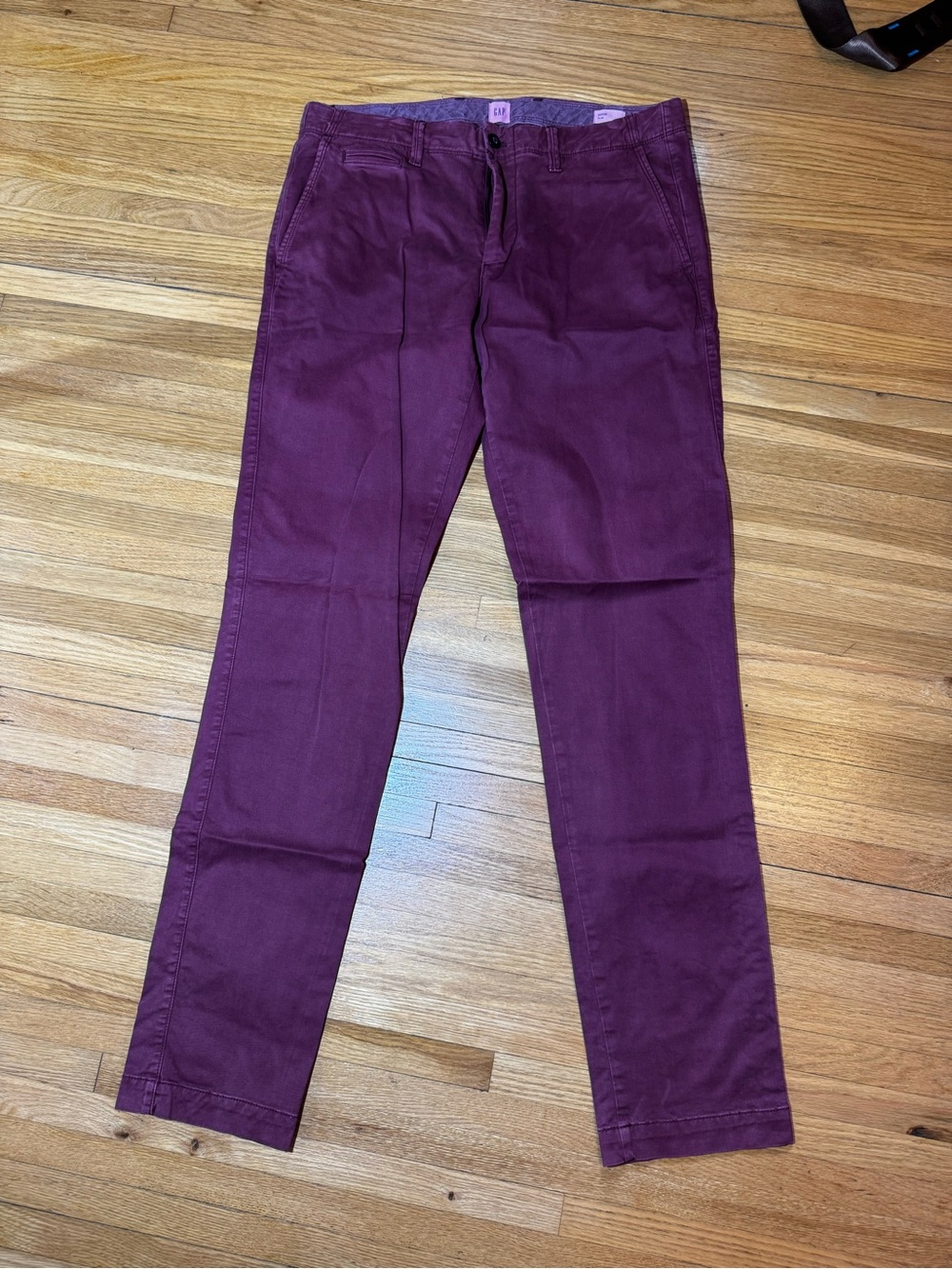NWOT Gap Men's Slim Stretch Chino Pants Deep Burgundy 34x36